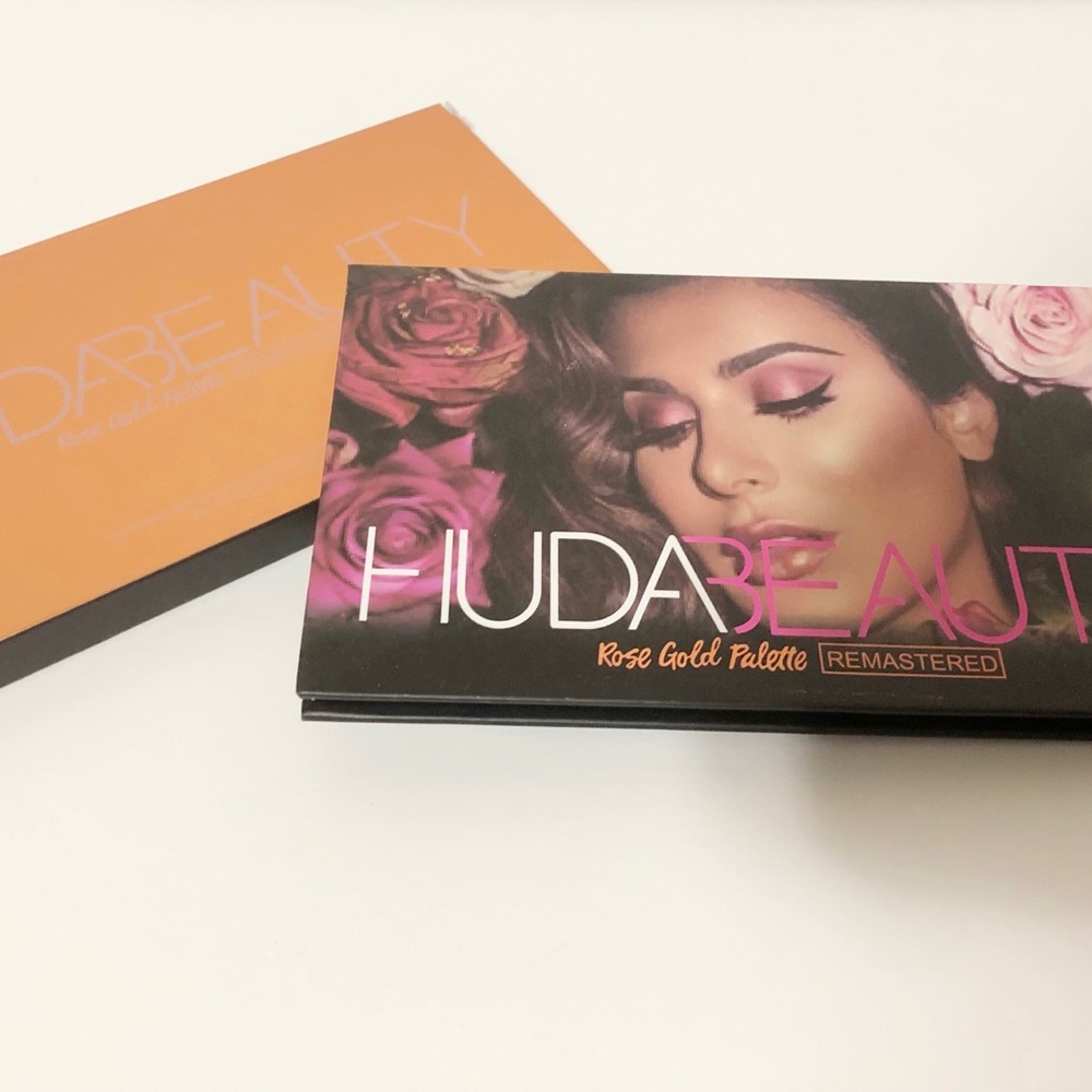 🌸New Huda Beauty Rose Gold Remastered Eyeshadow Palette